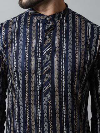 Men Navy Blue Foil Printed Kurta with Churidar