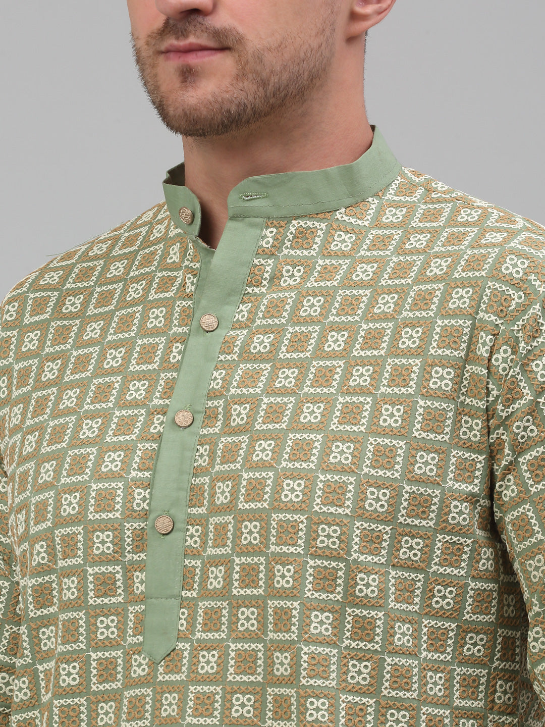 Men's Green Embroidered Kurta with Pyjama.