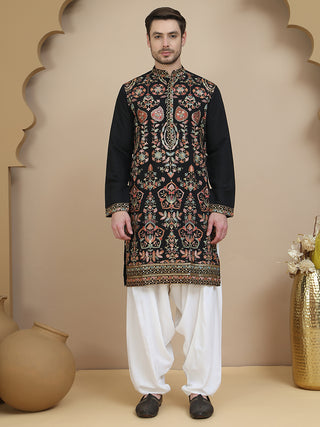 Floral Embroidered Straight Kurta With Salwar
