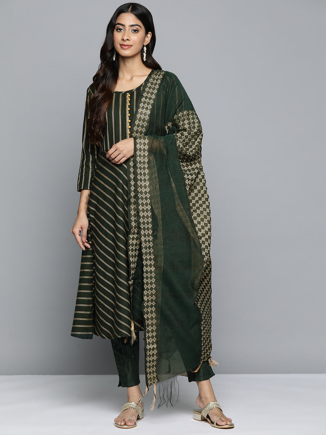 Jompers Women Olive Green Embroidered Regular Kurta with Trousers & With Dupatta