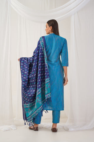 Jompers Women Blue & Green Self-Striped Kurta with Trousers & Printed0Art Silk Dupatta