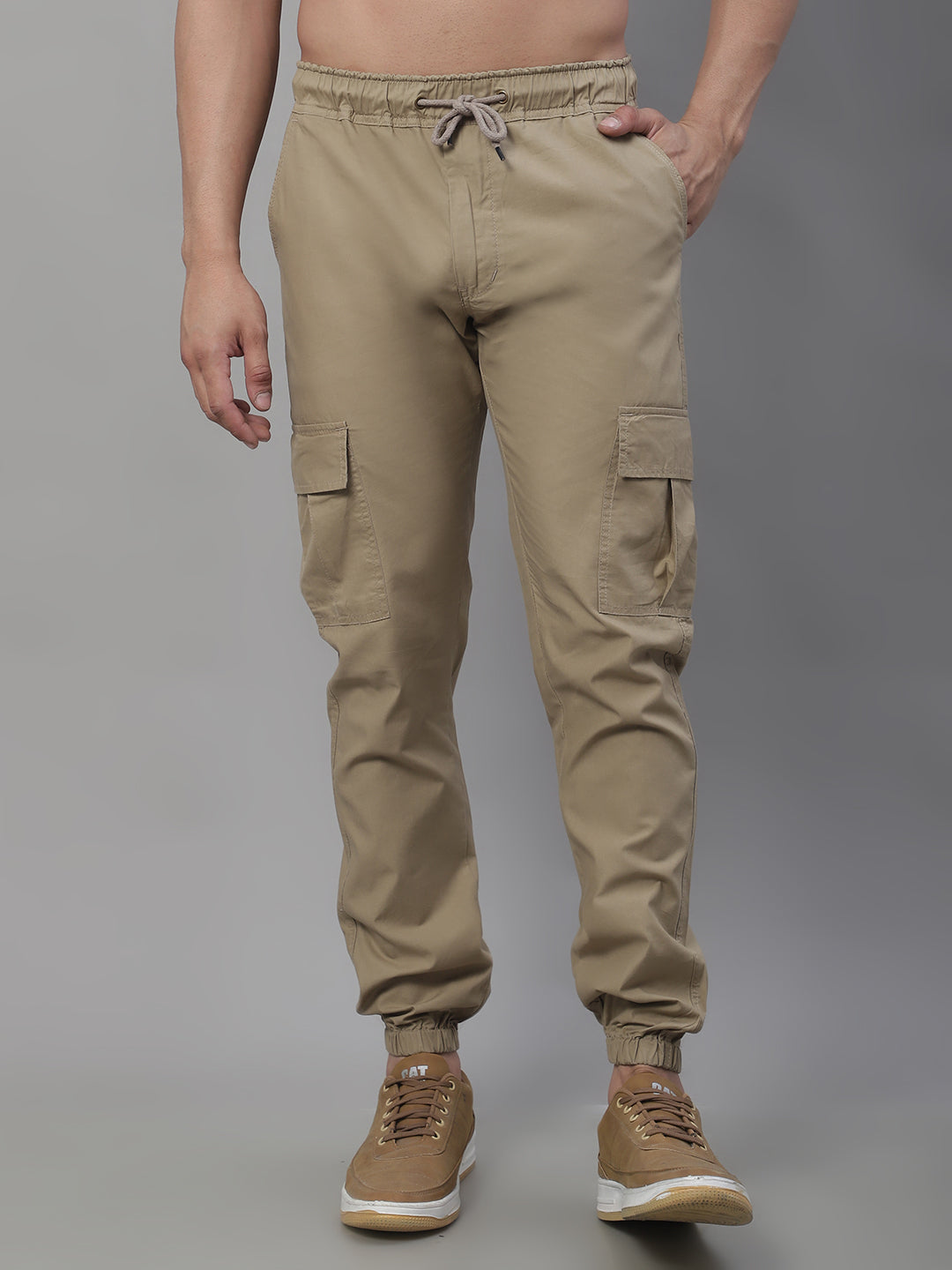 Men Brown Solid Acrylic Mid Rise Cargo Pant