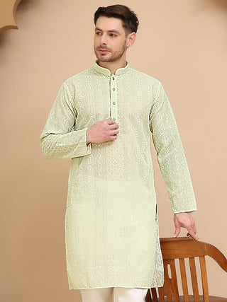 Men's Embroidered Kurtas.