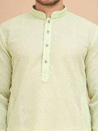 Men's Embroidered Kurtas.
