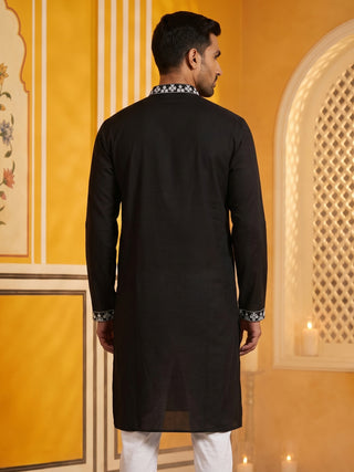 Men's Embroidered & Mirror Work Kurta.