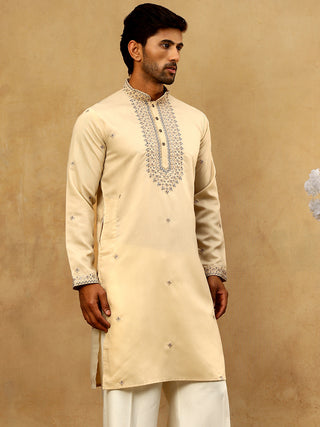 Men’s Silk Blend Embroidered Kurta