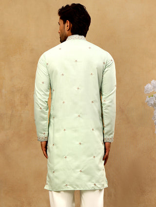 Men's Silk Blend Embroidered Kurta