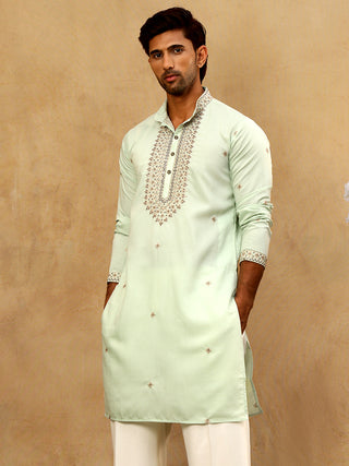 Men's Silk Blend Embroidered Kurta