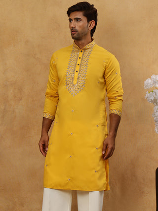 Men's Silk Blend Embroidered Kurta