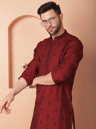 Men's Collar Chikankari Embroidered Kurtas