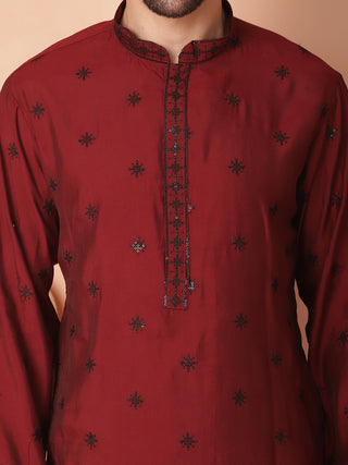 Men's Collar Chikankari Embroidered Kurtas