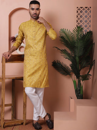 Men Yellow Silk Blend Straight Kurtas