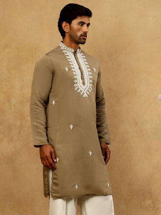 Silk Blend Embroidered Ethnic Kurta