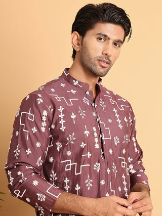 Embroidered Silk Blend Straight Kurta.