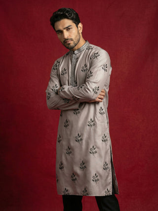 Chikankari Embroidered Kurta