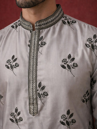 Chikankari Embroidered Kurta