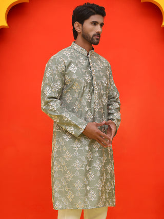 Men's Embroidered Kurtas