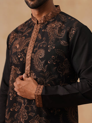 Traditional Embroidered Kurta for Men