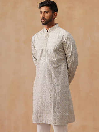 Men’s Festive Kurta with Intricate Embroidery