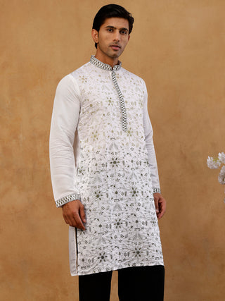 Men’s Silk Blend Embroidered Kurta