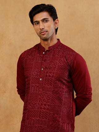 Men’s Silk Blend Embroidered Kurta