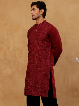 Men’s Silk Blend Embroidered Kurta