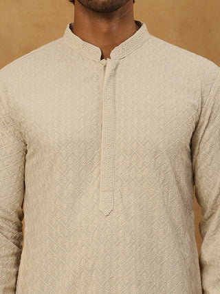 Men Embroidered Viscose Rayon Kurta