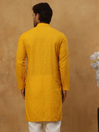 Men’s Ethnic Chikankari Kurta