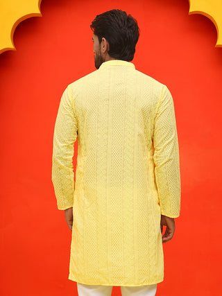 Jompers Men's Embroiderd Kurtas