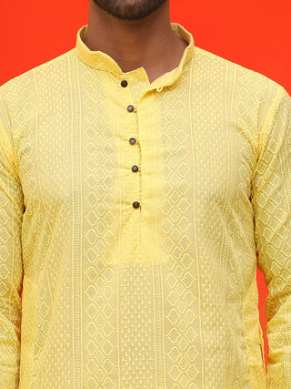 Jompers Men's Embroiderd Kurtas