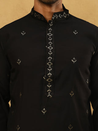 Silk Blend Embroidered Kurta with Dupatta
