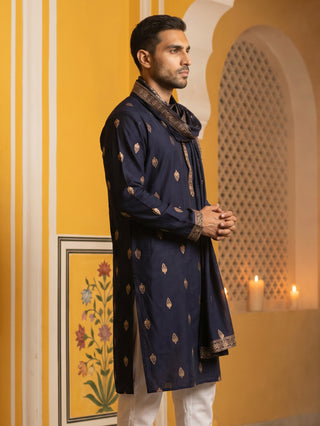 Silk Blend Embroidered Kurta With Dupatta