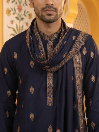 Silk Blend Embroidered Kurta With Dupatta