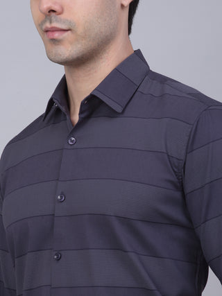 Men's Grey Horizontal Striped Formal Shirt