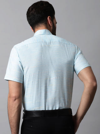 Men Sky Blue Woven Design Short Sleeves Formal Shirt
