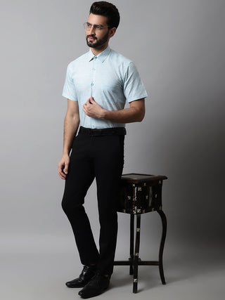 Men Sky Blue Woven Design Short Sleeves Formal Shirt