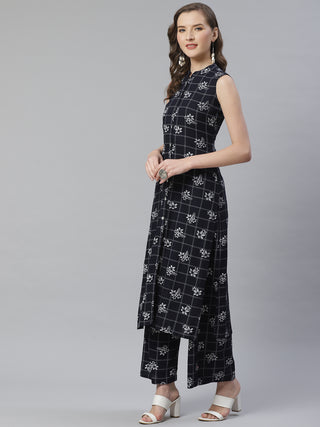 Jompers Women Black & White Floral Printed Kurta with Palazzos