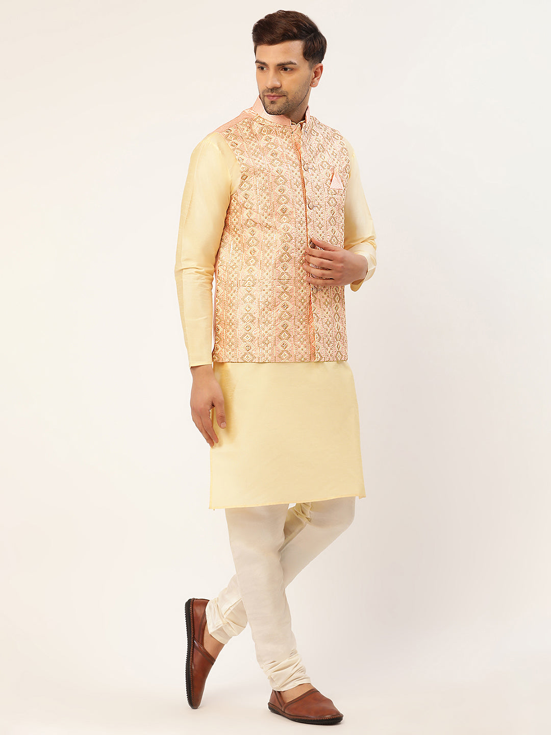 Men's Solid Kurta Pyjama With Pink Embroidered Nehru Jacket