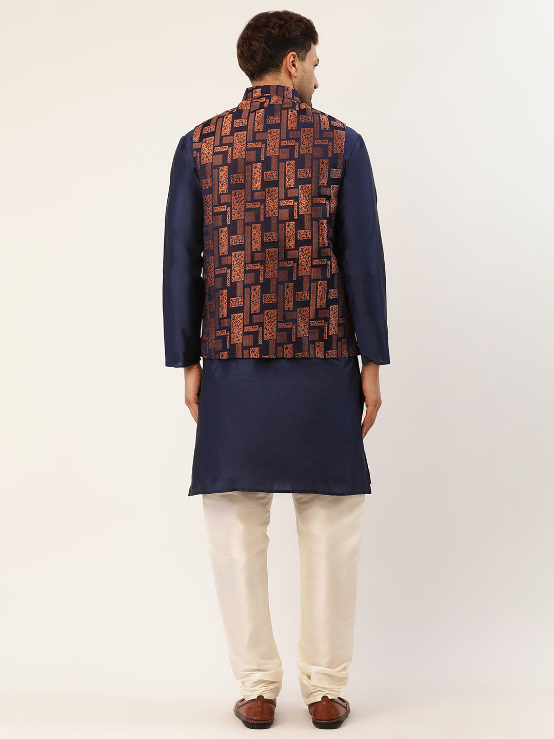 Men's Solid Kurta Pyjama With Bronze Woven Design Nehru Jacket