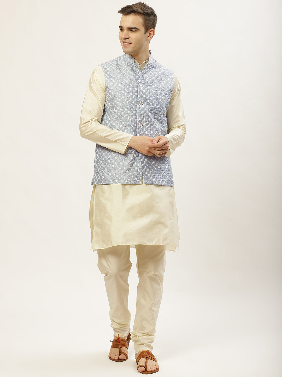 Jompers Men's Embroidered Nehru Jacket & Kurta Pyjama