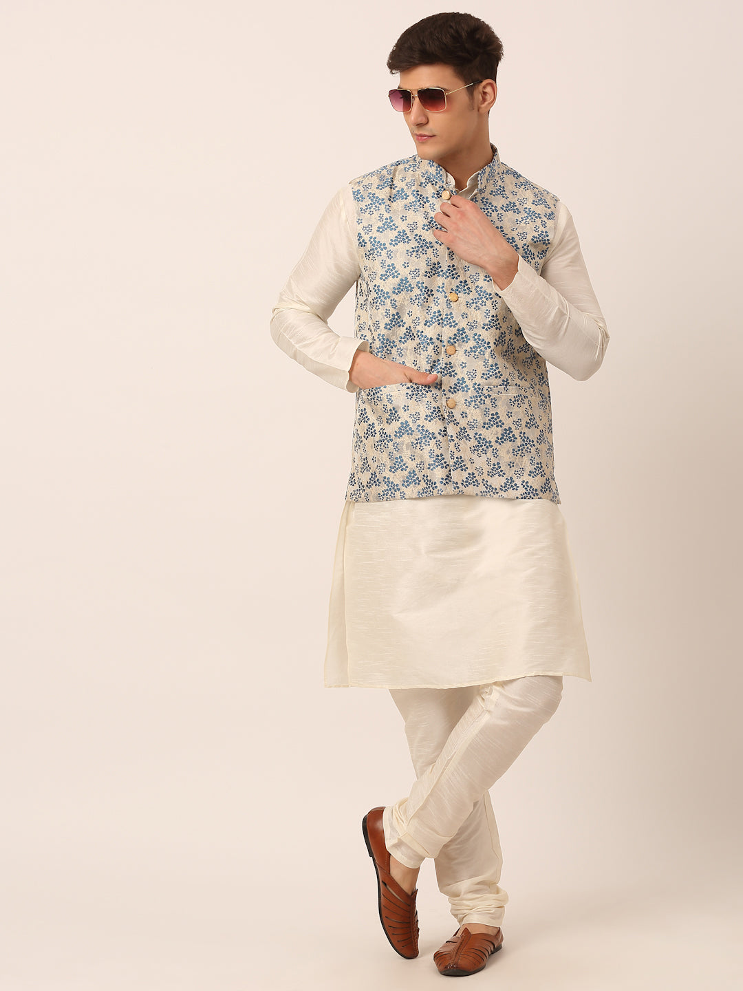 Men's Solid Kurta Pyjama With Blue Floral Embroidered Nehru Jacket