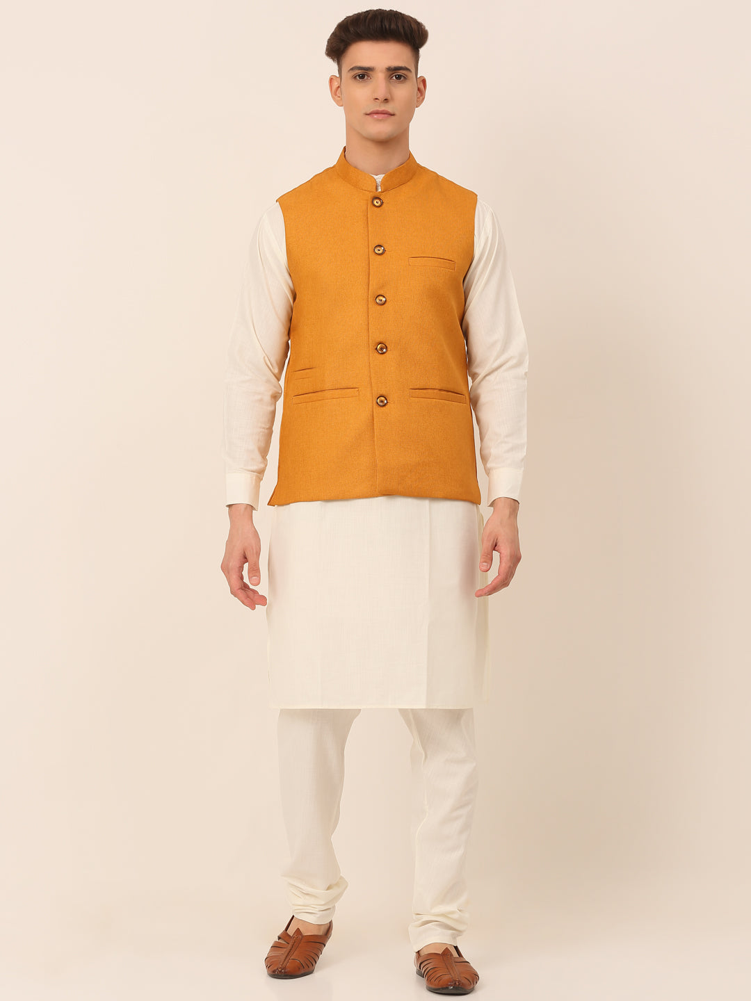 Men's Solid Kurta Pyjama With Nehru Jacket