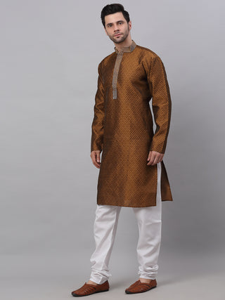 Men's Silk Blend Collar Embroidered Kurta Pyjama Set