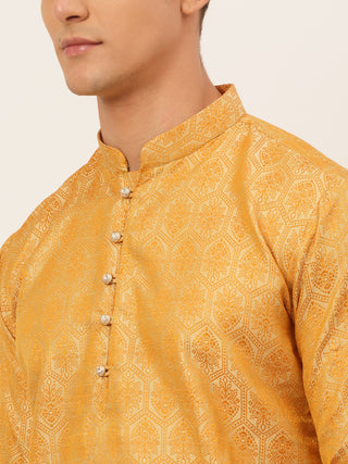 Jompers Men's Silver and Golden Woven Design Kurta Pajama