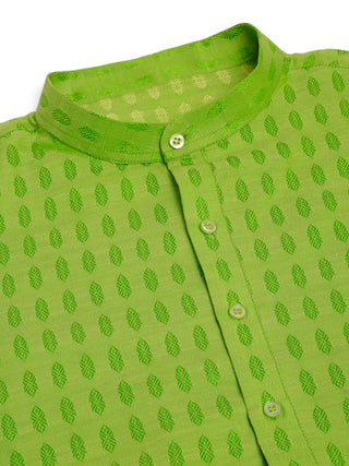 Jompers Men's Green Woven Design Kurta Pajama