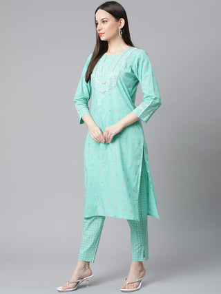 Women Green Floral Printed Regular Pure Cotton Kurta with Trousers & With Dupatta