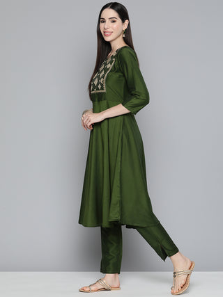 Olive Green Floral Embroidered Mirror Work Kurta with Trousers & With Dupatta