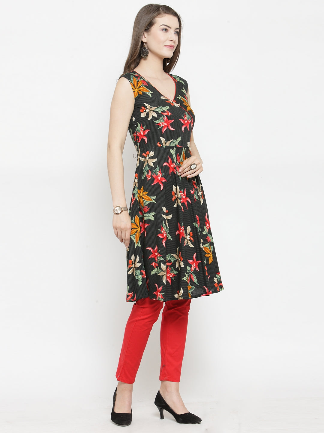 Jompers Women Black & Red Floral Printed Rayon A-Line Kurta