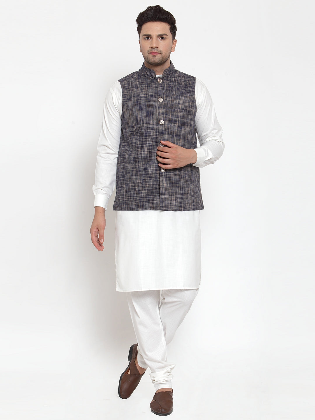 Jompers Men's White Solid Kurta with Pyjamas & Blue Nehru Jacket
