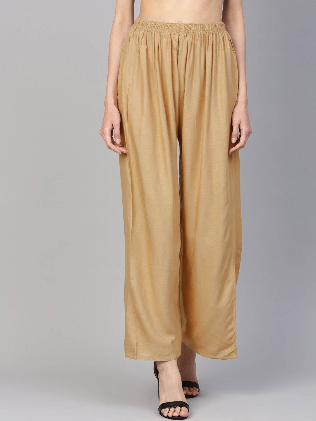 Jompers Women Beige Solid Straight Palazzos